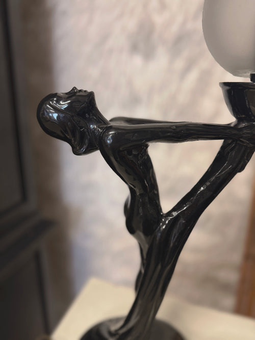 Art Deco Lady Lamp – musta figuurivalaisin