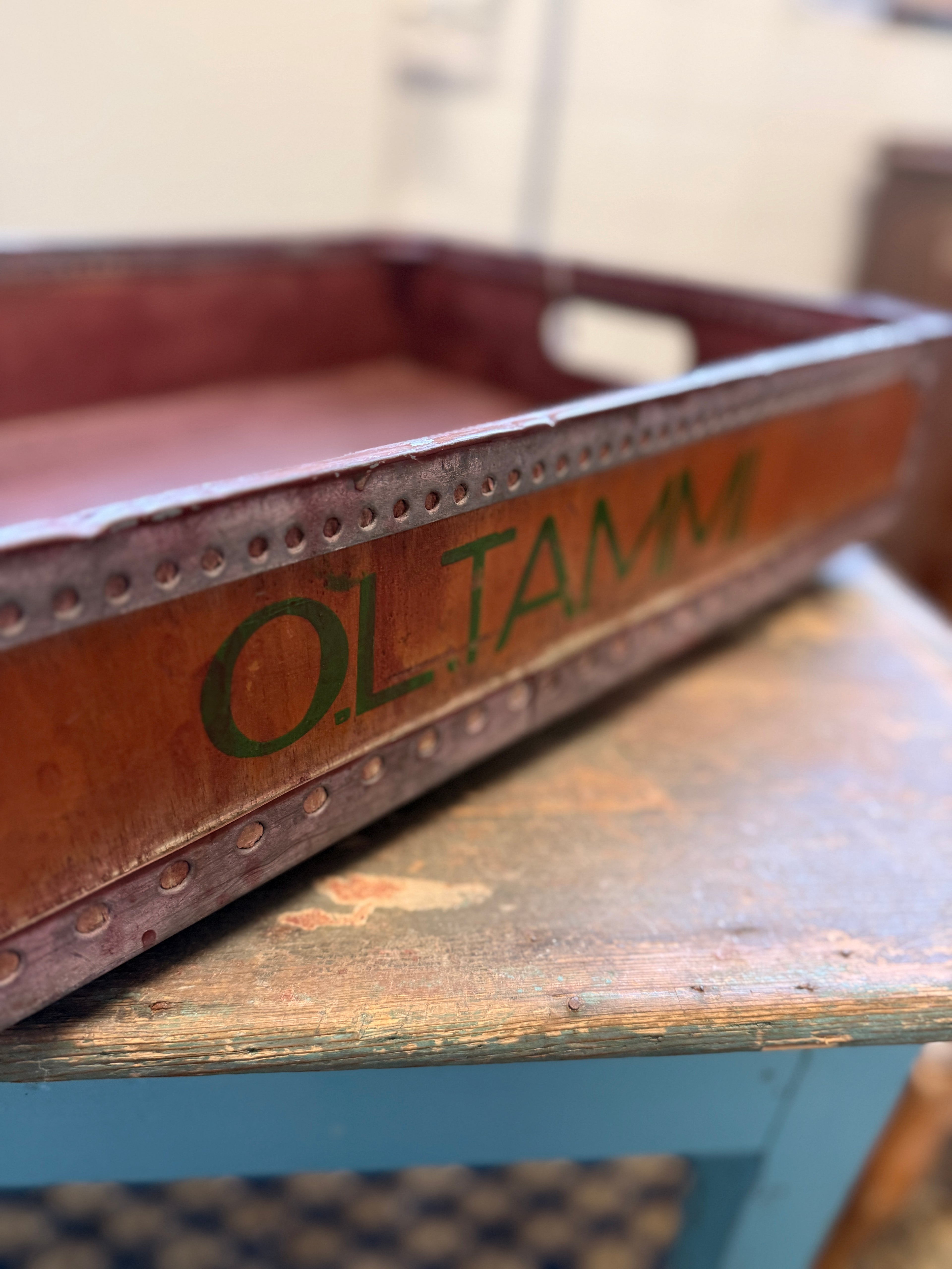 Osuusliike Tammi leivänkuljetuslaatikko