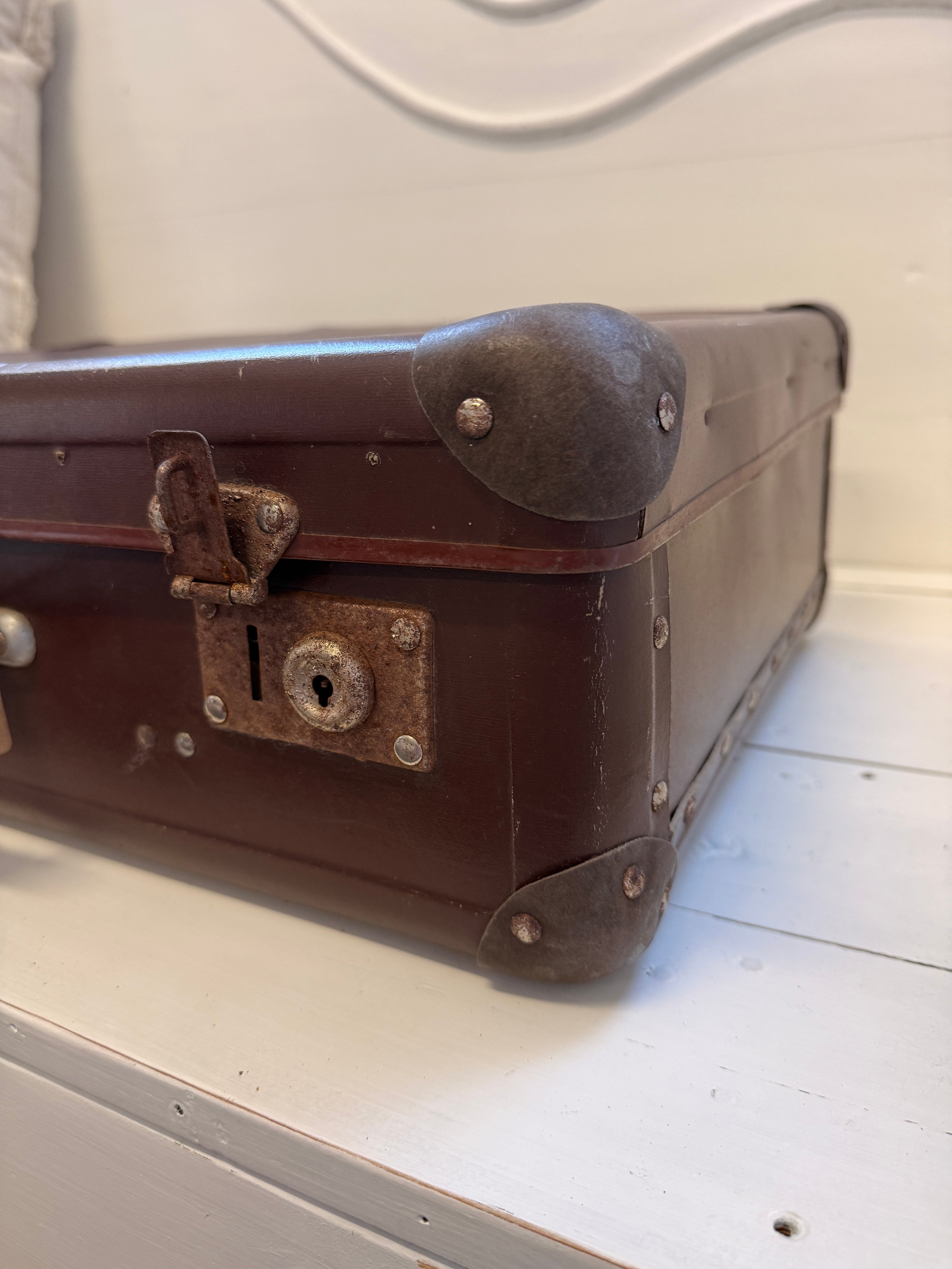 Vintage matkalaukku / salkku