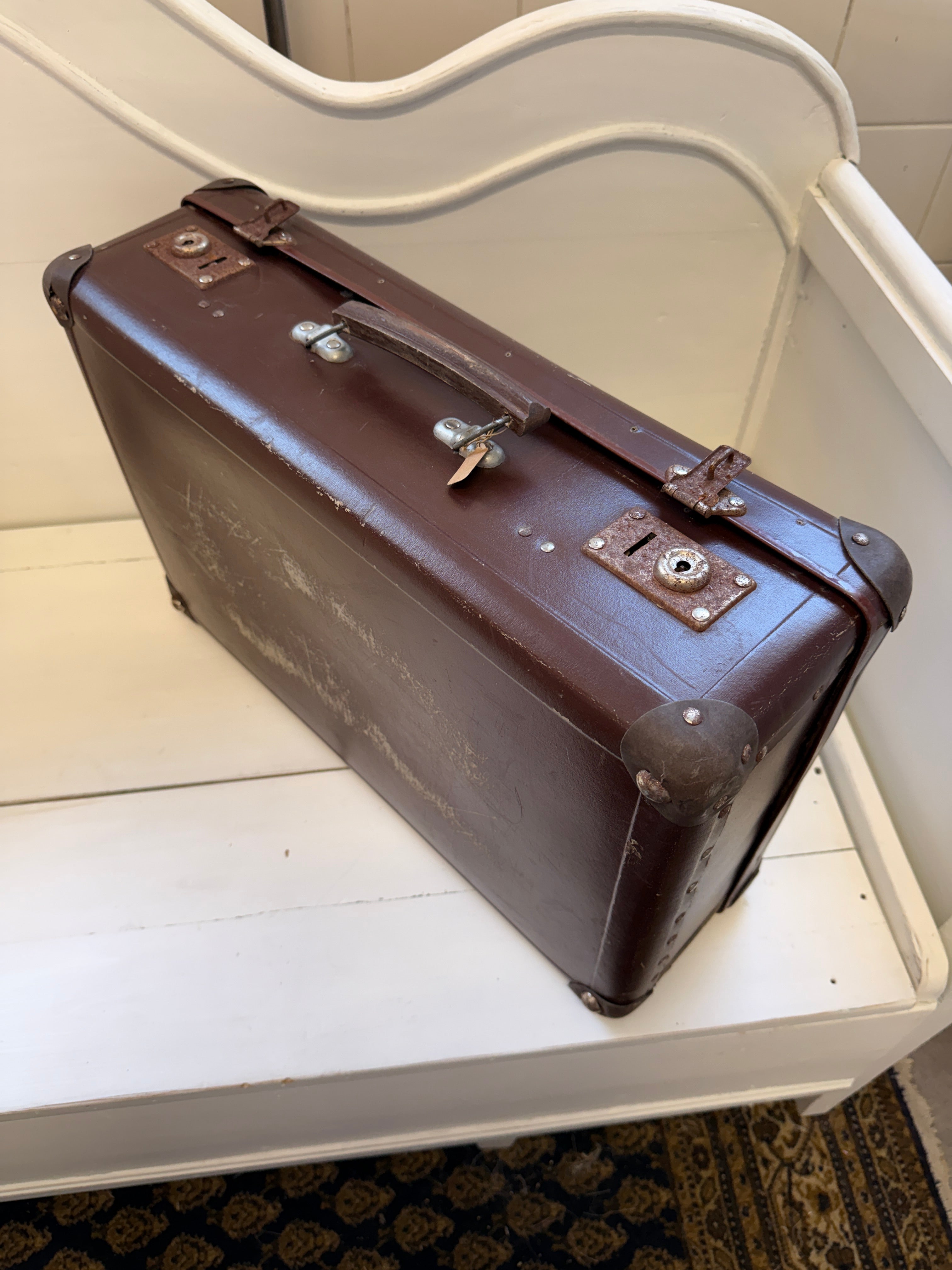 Vintage matkalaukku / salkku